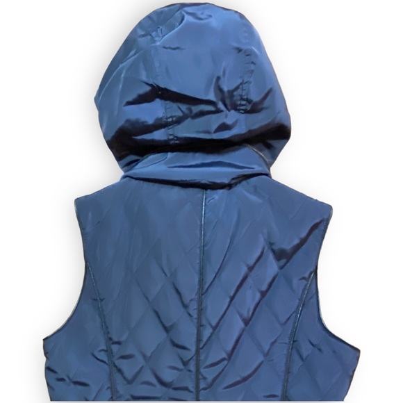 2for$35 NWOT ZARA Blue Puffer Vest with Hood Size Medium - Picture 8 of 16